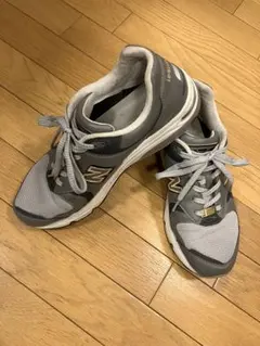 New Balance 1700 グレー スニーカー 28.5cmのサムネイル