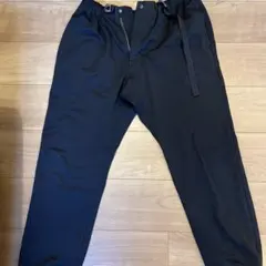 ブラックカジュアルパンツ ウエストベルト付