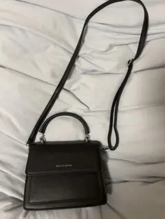 黒 ショルダーバック