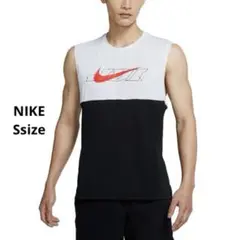 Nike ドライフィット タンクトップ