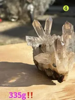 ヘマタイト水晶クラスター天然石非常に珍しい水晶29,800 ‼️大特価SALE 天然石水晶ダブルポイント虹あり - メルカリ