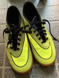 2026年最新】nike フットサルシューズ 25.5の人気アイテム - メルカリ