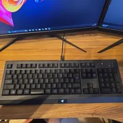 Razer ゲーミングキーボード 本体のサムネイル
