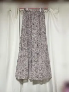 【美品】花柄フレアロングスカート 薄紫色