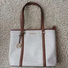 Michael KORS トートバッグ　４サイズ収納OK