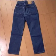 ダークブルー ハイウエスト ストレートジーンズ