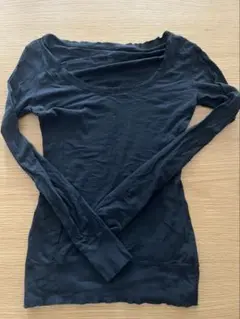 Brandy Melville トップス オフショル 黒