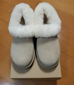 2026年最新】UGG NITA 25の人気アイテム - メルカリ
