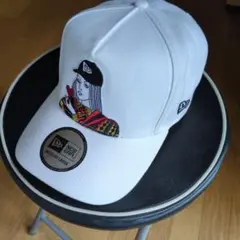 New Era トランプ クイーン 刺繍 キャップ ホワイトのサムネイル