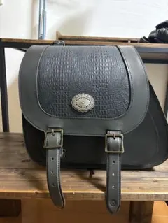 サドルバッグ本革　ハーレー　コンチョ　ソフテイル　ローライダー サドルバッグ本革ハーレーコンチョソフテイルローライダー