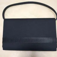 Item thumbnail for item d9e319f7-4c25-4ae6-8edd-84b561c2eb43