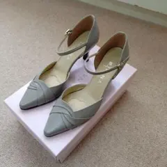 DIANA　グレー ハイヒール・パンプス ストラップ付き