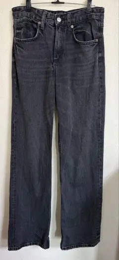 ZARA ストレートデニム ブラック RN77302のサムネイル