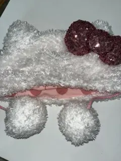 キティちゃん風ポンポン付き帽子