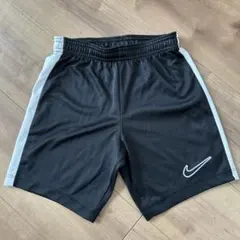 NIKE DRI-FIT ハーフパンツ キッズ XS