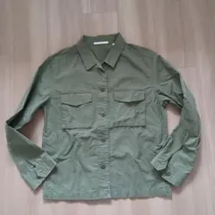 UNIQLO　カーキ色の綿オーバーシャツＬ