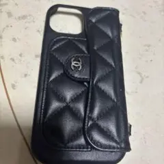 Chanel ノベルティiPhone 15ケースのサムネイル