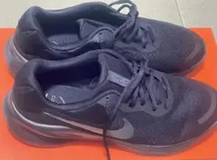 送料無料匿名 Nike ナイキ レボリューション 7 スニーカー　27.5cm