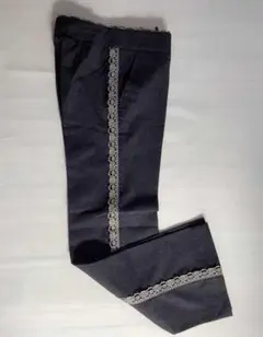 B69 未使用に近い M　パンツ　PrimoValore 　アンゴラ入り