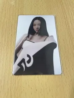 LESSERAFIM ウンチェ fearless トレカ