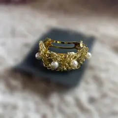 新品・未使用品　ゴールド 花モチーフ パール バレッタ