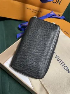 Louis Vuitton（ルイ・ヴィトン）ジッピー・コイン パース