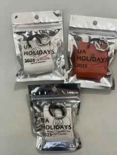 UA HOLIDAYS 2025 キーホルダー　3個セット