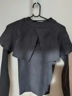 ダークグレー リブ編み 長袖ニット