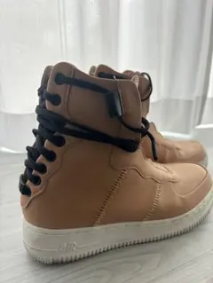 NIKE ハイカットブーツのサムネイル