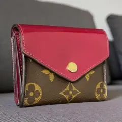 ★美品★　ルイヴィトン　モノグラム　ゾエ　フューシャ　折財布 2025年最新】ルイヴィトン ゾエ モノグラム フューシャの人気