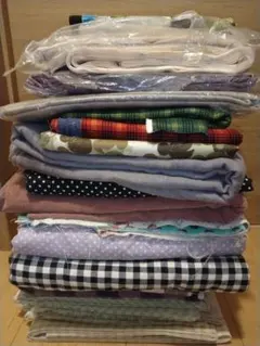 お買い得‼　ハンドメイド用多色布地