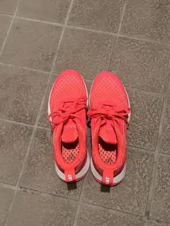 adidas メッシュランニングシューズ レッド　23cm