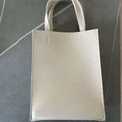 アイボリー トートバッグ 取り外し可能ストラップ付き