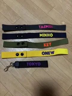 2026年最新】shineeネームタグの人気アイテム - メルカリ
