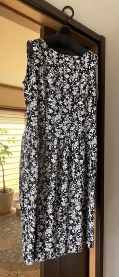 【新品】DAMAコレクション　花柄ジャガードワンピース　11号