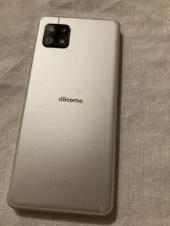 docomo AQUOS sense6 SH-54Bシルバー