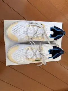 LACOSTE スニーカー ホワイトのサムネイル