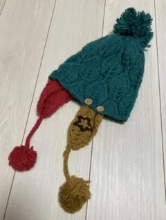 ニット帽　ぽんぽん付きニット帽　耳当て取り外し可能　個性派