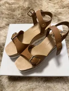 STELLA McCARTNEY ブラウンプラットフォームサンダルのサムネイル
