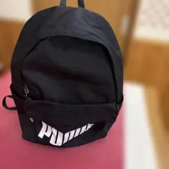 PUMA 黒 リュック・大容量　バックパックのサムネイル