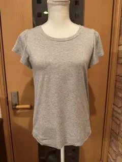 UNTITLED アンタイトル ラメ入りフレンチスリーブ　カットソー　Tシャツのサムネイル