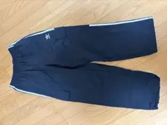 アディダス　ナイロン　カーゴパンツサイドストライプのサムネイル