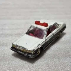 や*ん様 197.ジャンク日本製トミカ日産セドリック4ドアHT