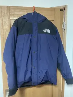 ノースフェイス マウンテンダウン　ネイビーMサイズ