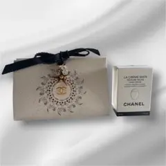CHANEL LA CRÈME MAIN ハンドクリーム　ギフトボックス付き