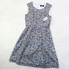 新品未使用 FABRICE 花柄 ノースリーブ ひざ丈ワンピース M