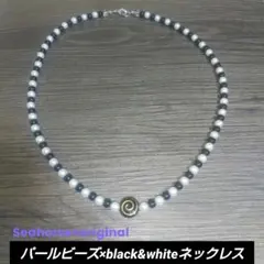パールビーズ×black&whiteネックレスSeahorse×original