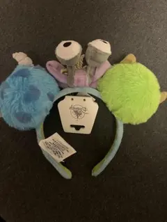新品タグ付　モンスターズインク カチューシャ　香港ディズニー　サリー　マイク