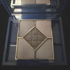 新品　クリスチャンディオール アイシャドウ　サンク　クルール　050