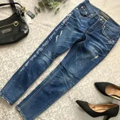 ガーォさま.最終価格】COOLATIQUES.クーラティクス.デニム.美脚.英字のサムネイル